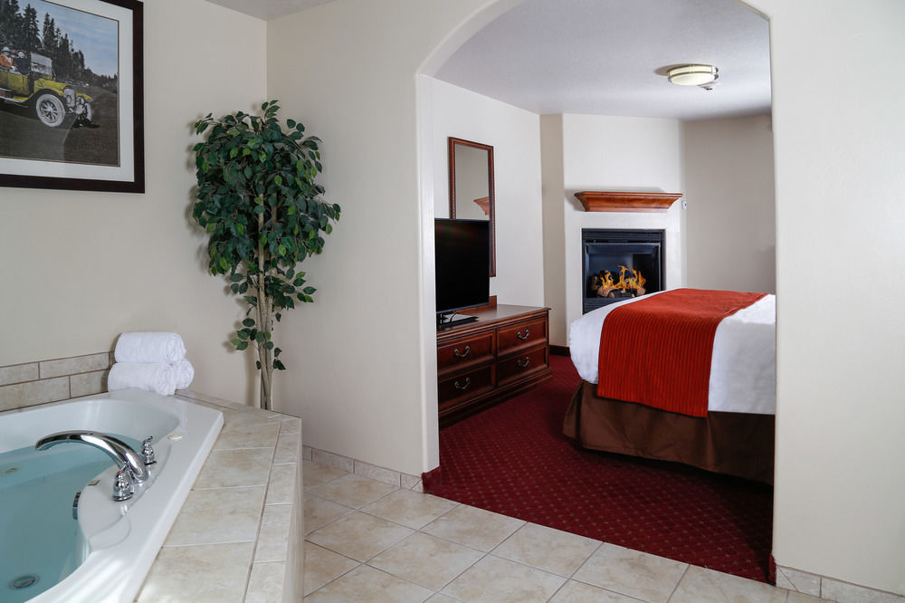 Yellowstone Park Hotel West Yellowstone Bagian luar foto