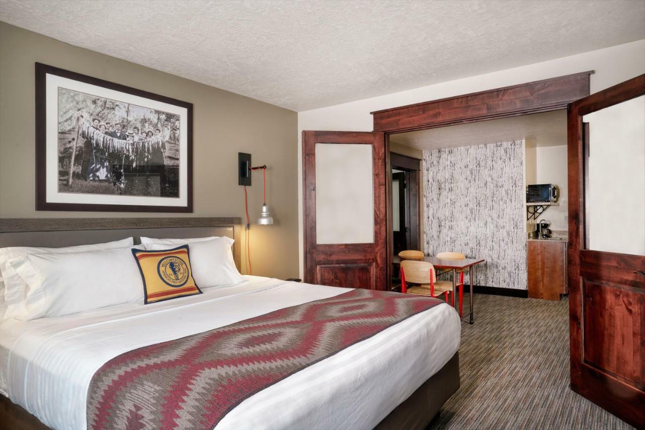 Yellowstone Park Hotel West Yellowstone Bagian luar foto