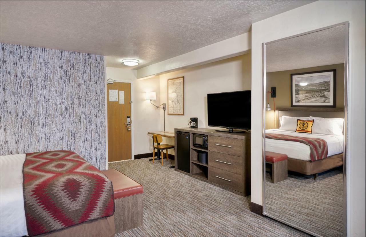 Yellowstone Park Hotel West Yellowstone Bagian luar foto